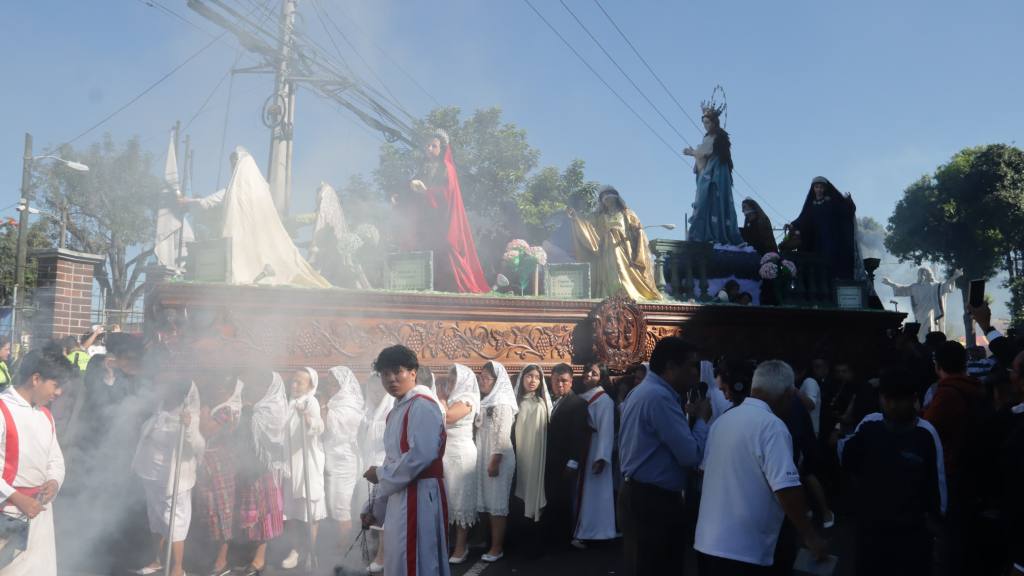 La Procesión de la Virgen de los Reyes culmina a las 0:00 horas del martes 7 de enero de 2024. | Álex Meoño.