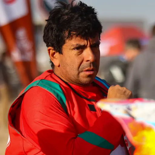 Francisco Arredondo continúa en el Rally Dakar 2025