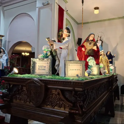 El anda de la Virgen de los Reyes recorrerá las zonas 8 y 12 de la capital. ,Álex Meoño.