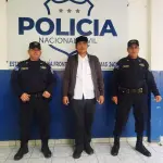 La PNC de El Salvador compartió imágenes del detenido, supuesto líder de Lev Tahor en Guatemala. ,PNC de El Salvador.