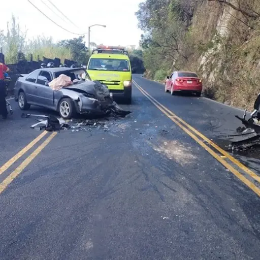 accidente-ingreso-a-boca-del-monte-1-enero-2025 ,Redes sociales