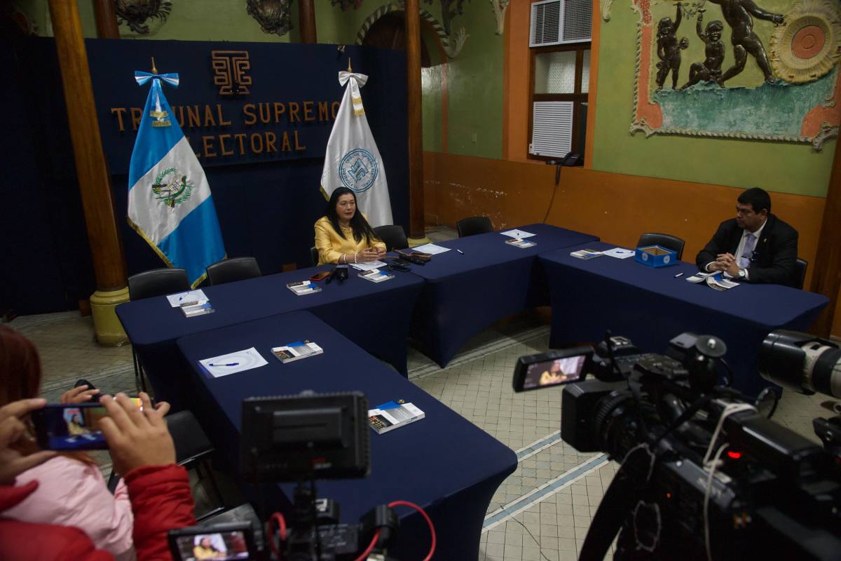 Magistrados suplentes del TSE no acuden a pleno