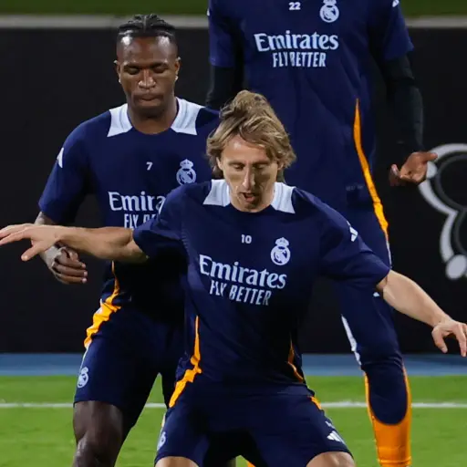 Luka Modric baja en el  Real Madrid en debut de Supercopa de España