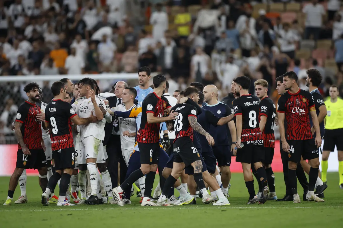 Trifulca al final del Real Madrid-Mallorca