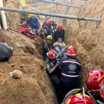 Bomberos rescataron a Héctor Manuel Cucul originario de Alta Verapaz. ,Foto Bomberos Municipales Departamentales