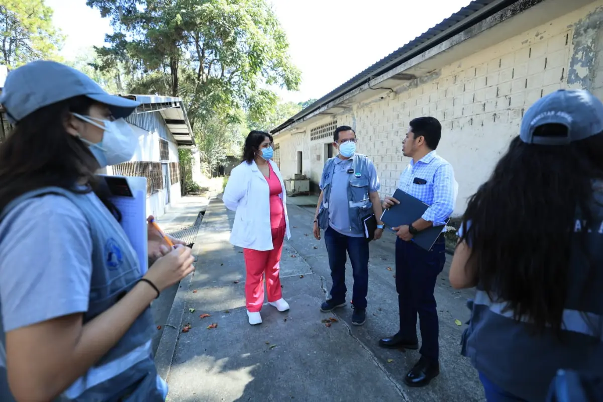 Personal de la UBA realizó una inspección en áreas del hospital donde fueron hallados los gatos., MAGA