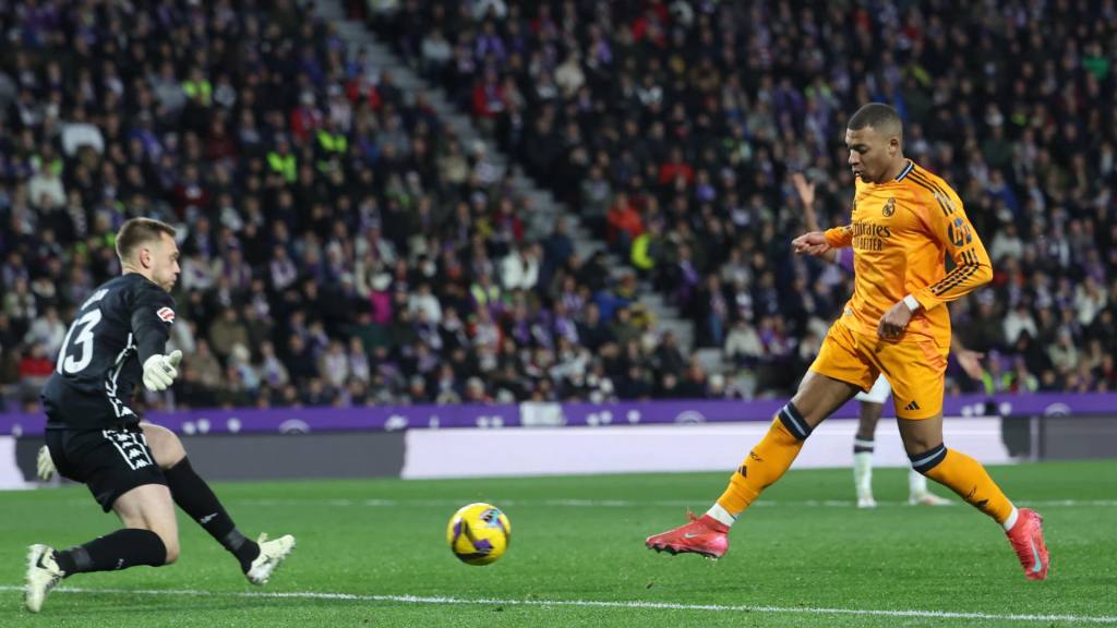 Partido entre Valladolid y Real Madrid | EFE