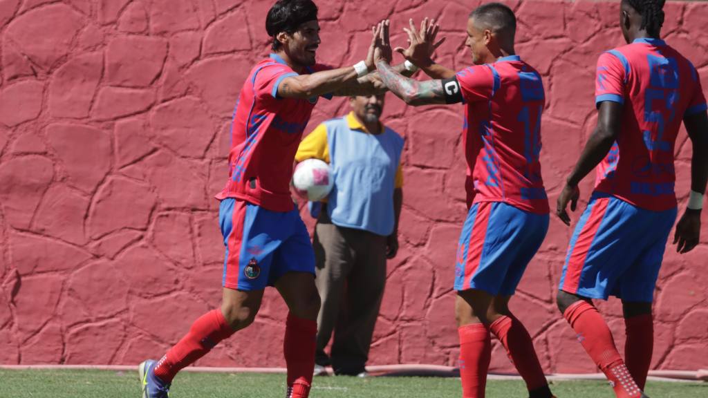 Celebración de Santiago Gómez ante Achuapa | Alex Meoño