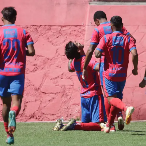 Celebración de Santiago Gómez ante Achuapa - Alex Meoño