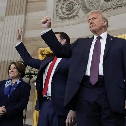 Donald Trump es juramentado como Presidente de EE. UU. ,EFE