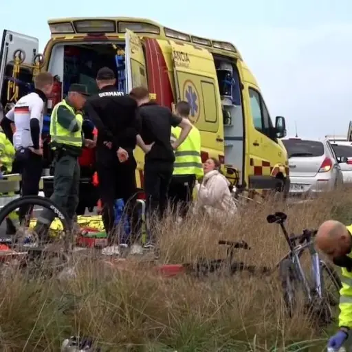 Conductor atropella a varios ciclistas de la selección alemana mientras entrenaban - Crónica Balear