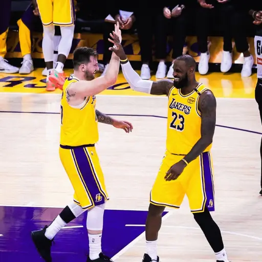 Luka Doncic debuta con victoria con Los Angeles Lakers - instagram @lakers