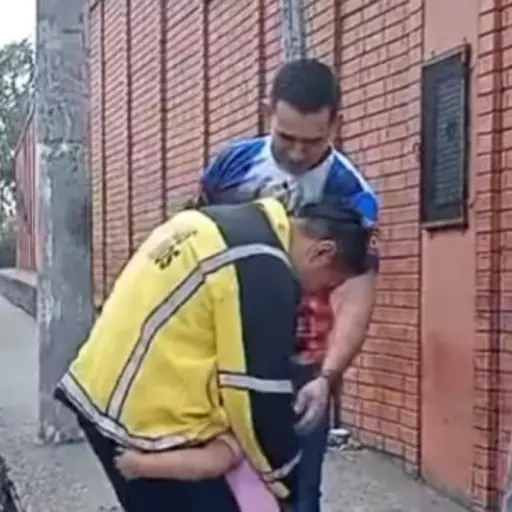 El rescatista pasó la noche en prisión tras un confuso incidente con la PNC.  ,Captura de pantalla. 