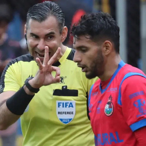 Momentos curiosos del clásico 332