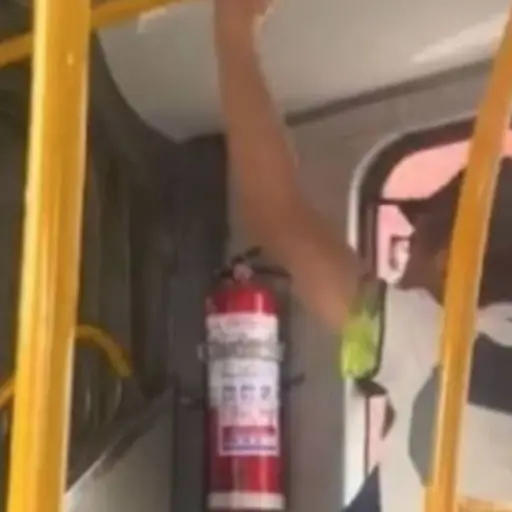 El rostro del ladrón quedó captado en cámara.  ,Redes sociales.