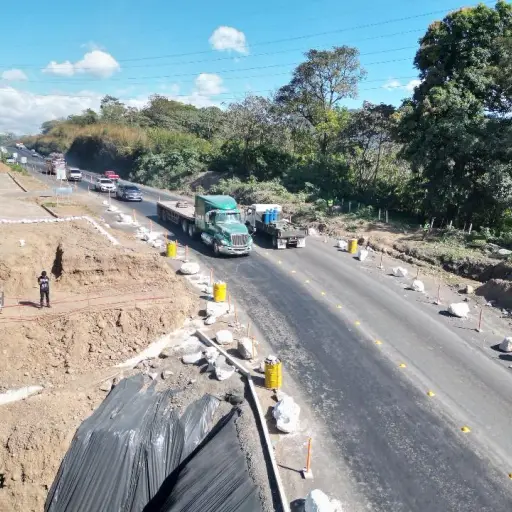El tránsito vehicular se suspenderá temporalmente. ,Foto X