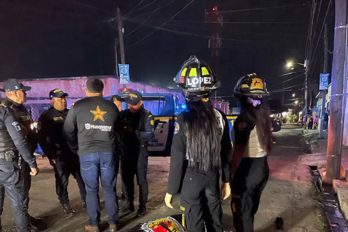 /, Bomberos Voluntarios