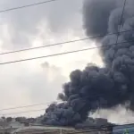 Los cuerpos de rescate acudieron al lugar del incendio. ,Captura de pantalla. 