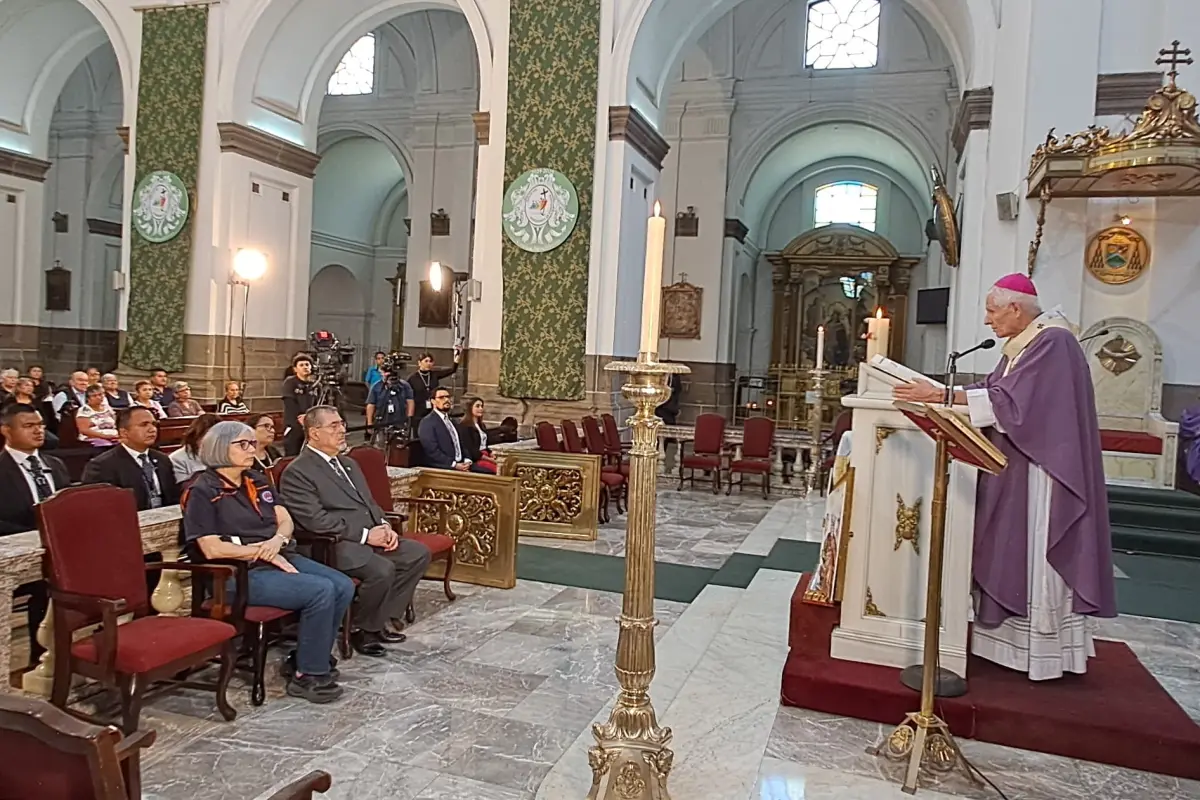 misa en Catedral en memoria de víctimas del accidente en calzada La Paz