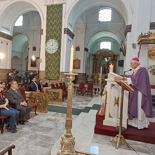 misa en Catedral en memoria de víctimas del accidente en calzada La Paz