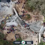 Puente en construcción colapsa en Quiché.  ,Foto Bomberos Municipales Departamentales