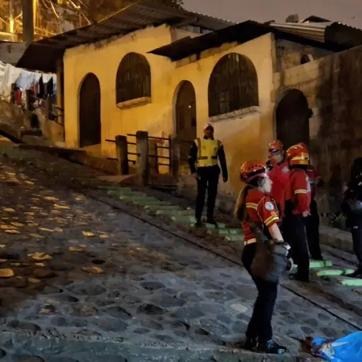/ ,Bomberos Municipales