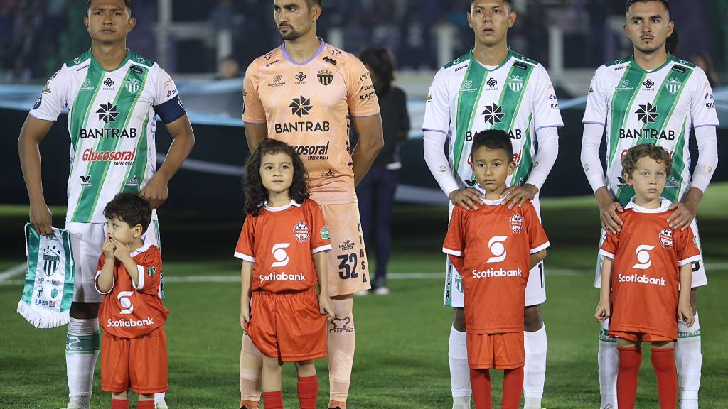 Partido entre Antigua GFC y Seattle Sounders en el Estadio Pensativo | Liga Guate Banrural