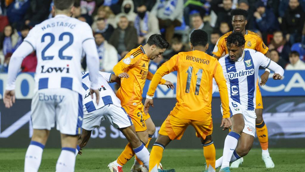 Partido entre el Leganés y Real Madrid | EFE