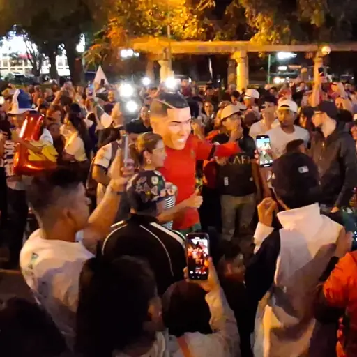 Seguidores de Cristiano Ronaldo rindieron homenaje a 