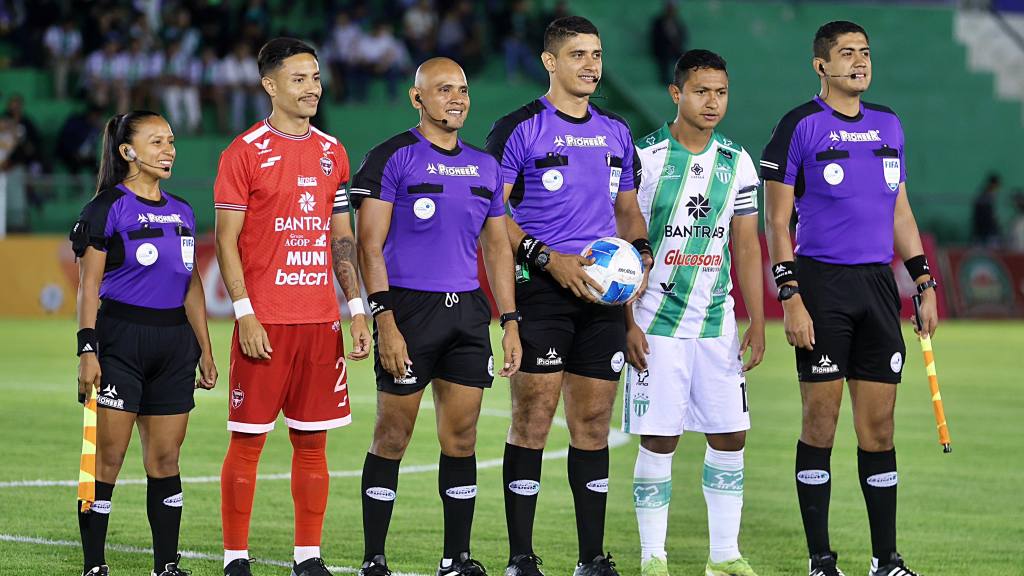 Partido entre Antigua GFC y Malacateco por la sexta jornada del Clausura 2025 | Liga Guate Banrural