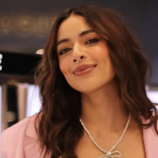 Yiyi Sosa ,Instagram