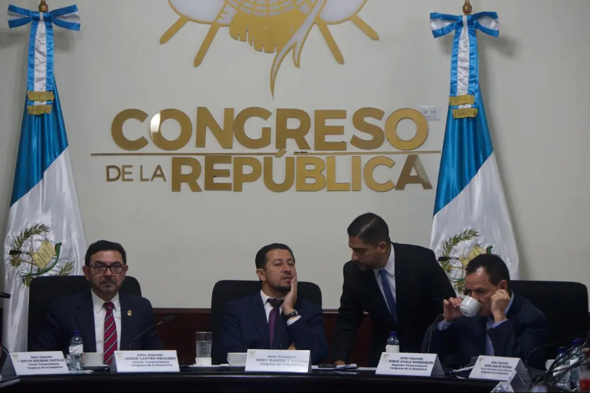 Durante la reunión de jefes de Bloque hubo intercambio de palabras. , Foto Omar Solís