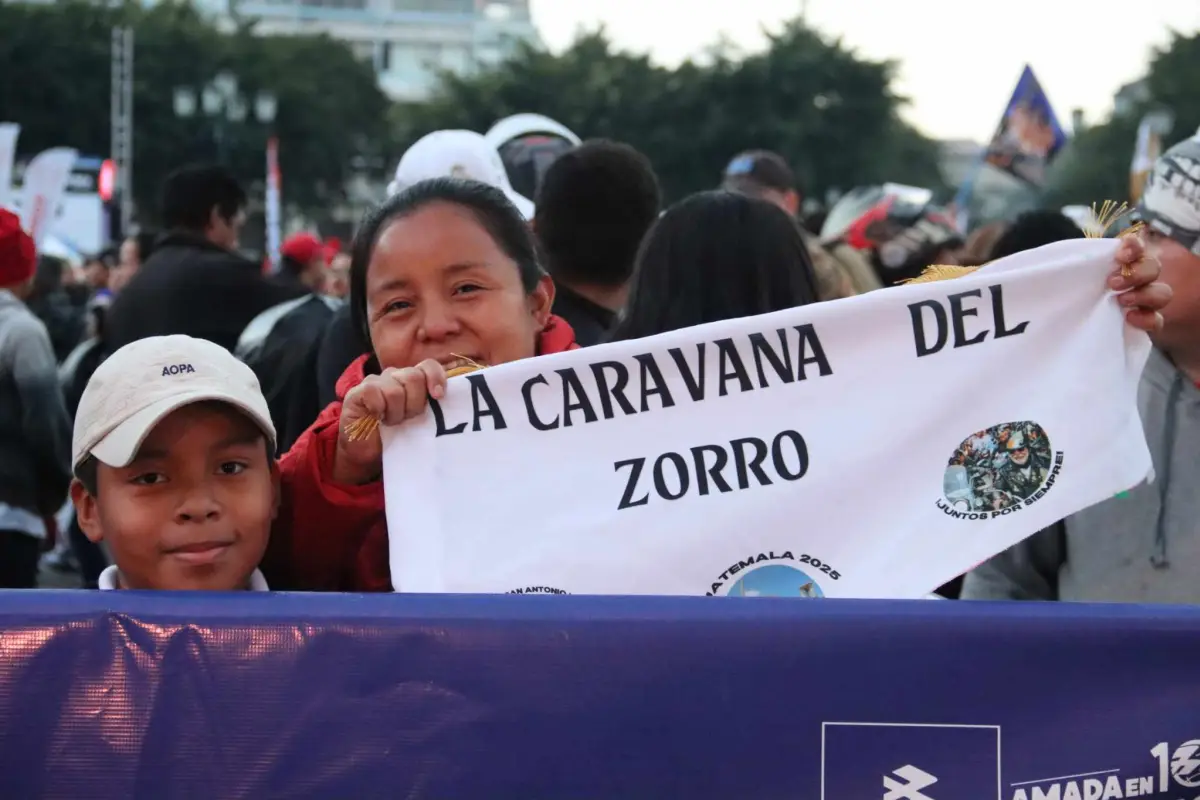 Vecinos y autoridades se prepararon para recibir la Caravana del Zorro 2025 en Esquipulas, Chiquimula., Álex Meoño.