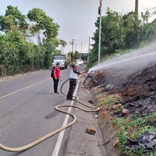 Conred reportó haber controlado un incendio forestal registrado el pasado 7 de febrero de 2025 en la comunidad Agraria Chocolá, en San Pablo Jocopilas, Suchitepéquez. ,Conred.