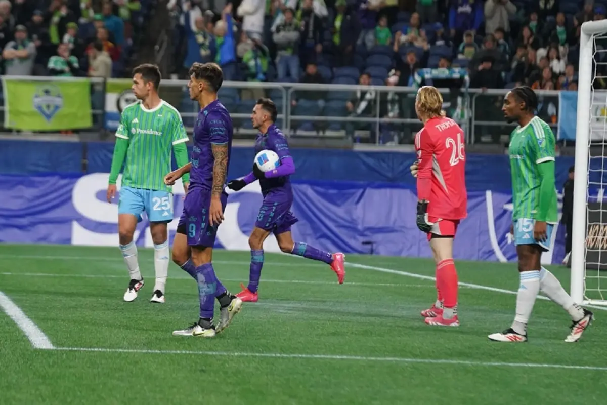 Anotación de José Gálvez ante Seattle Sounders en la Concachampions - Antigua GFC