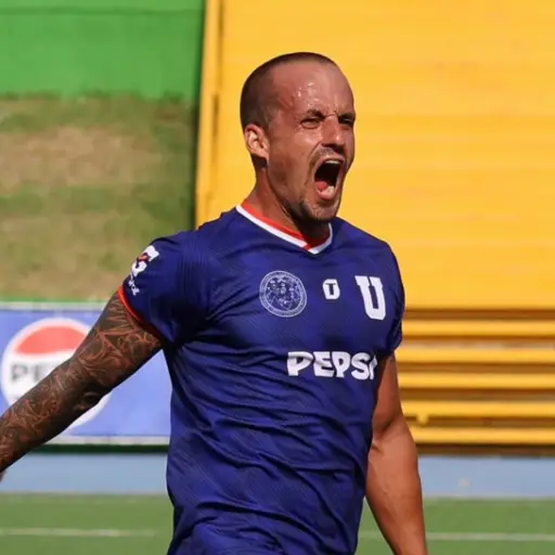 Universidad venció al líder Atlético Mictlán 