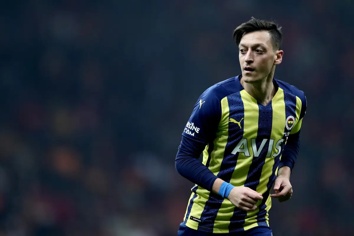 Mesut Özil da el salto a la política como miembro del Partido AKP en Turquía - EFE