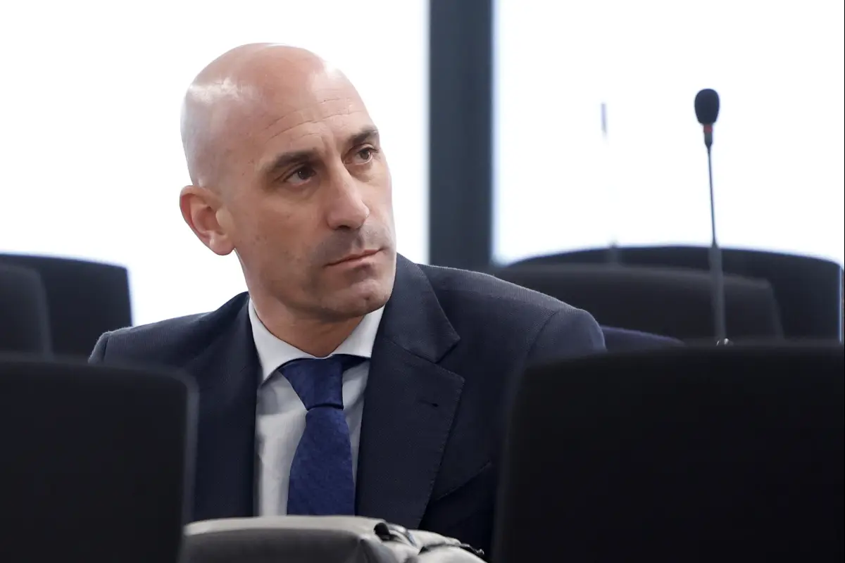 Luis Rubiales condenado por agresión sexual por el beso a Jenni Hermoso