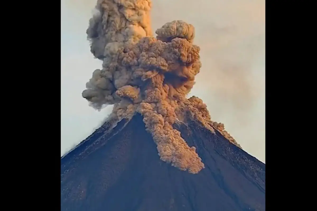 Actividad del volcÃ¡n Santiaguito., Insivumeh