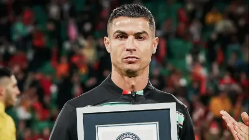 Cristiano Ronaldo recibió su nuevo Récord Guinness