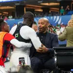 Celebración de Cecilio Waterman con Thierry Henry - instagram @fepafut