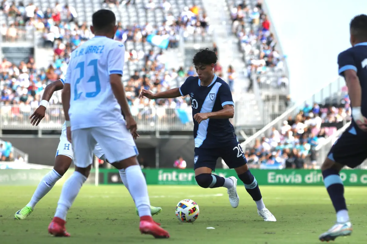 Olger Escobar anotó su primer gol con la Selección Nacional de Guatemala - FEDEFUT