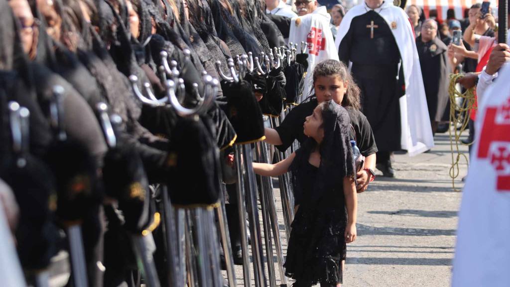 Alegoría invita a cantar alabanzas para María Santísima de la Soledad, Reina de la Humanidad | Álex Meoño