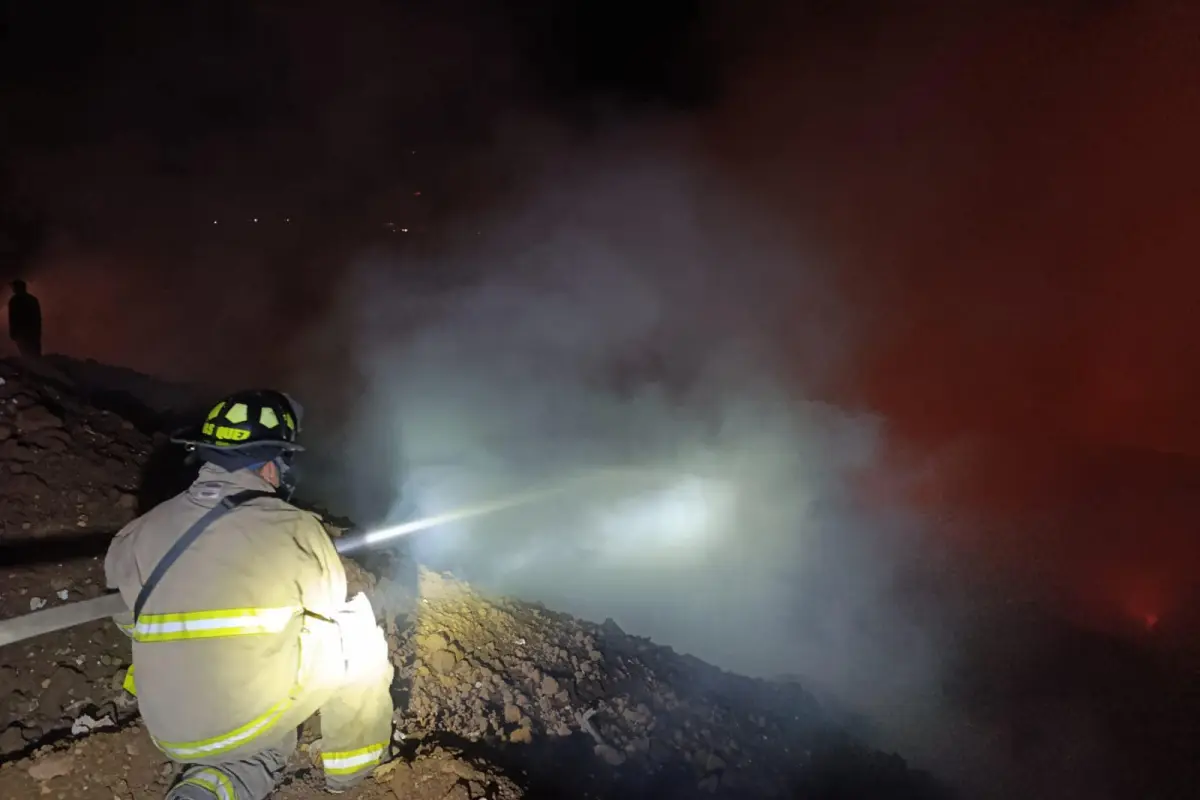 incendio en vertedero de Amsa