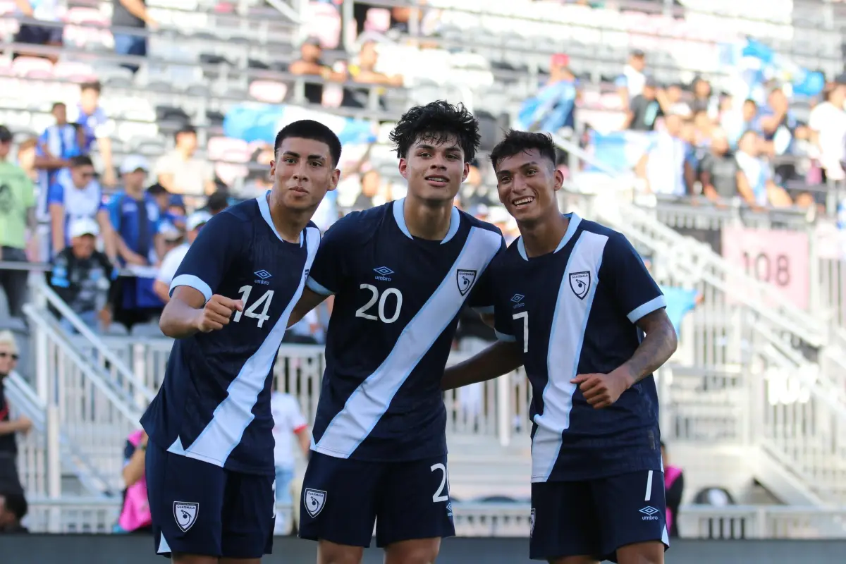 Carlos Aguilar, Olger Escobar y Rudy Muñoz dejaron buenas sensaciones en el partido entre Guatemala y Honduras - FEDEFUT