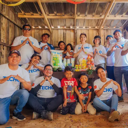 McDonald's y TECHO transforman la vida de familias guatemaltecas con viviendas dignas gracias al McDía Feliz ,Cortesía