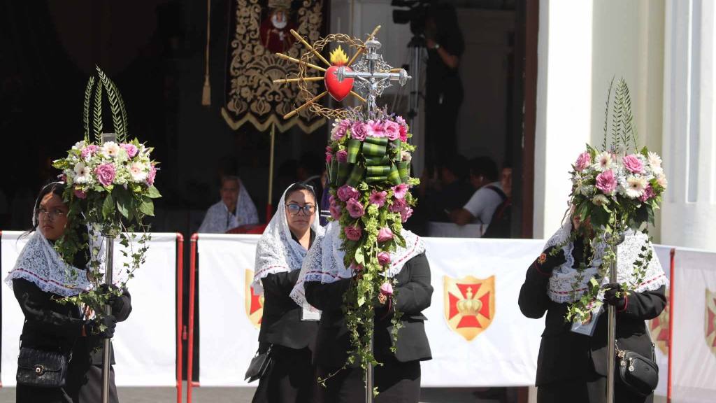 Fieles viven de cerca los sufrimientos de la Virgen María | Álex Meoño