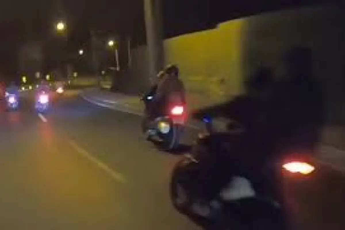 Motoladrones asaltando en el Periférico. , Captura de pantalla video X.