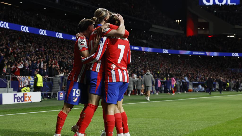 Partido entre Atlético de Madrid y Real Madrid por los octavos de final de la Champions League | EFE