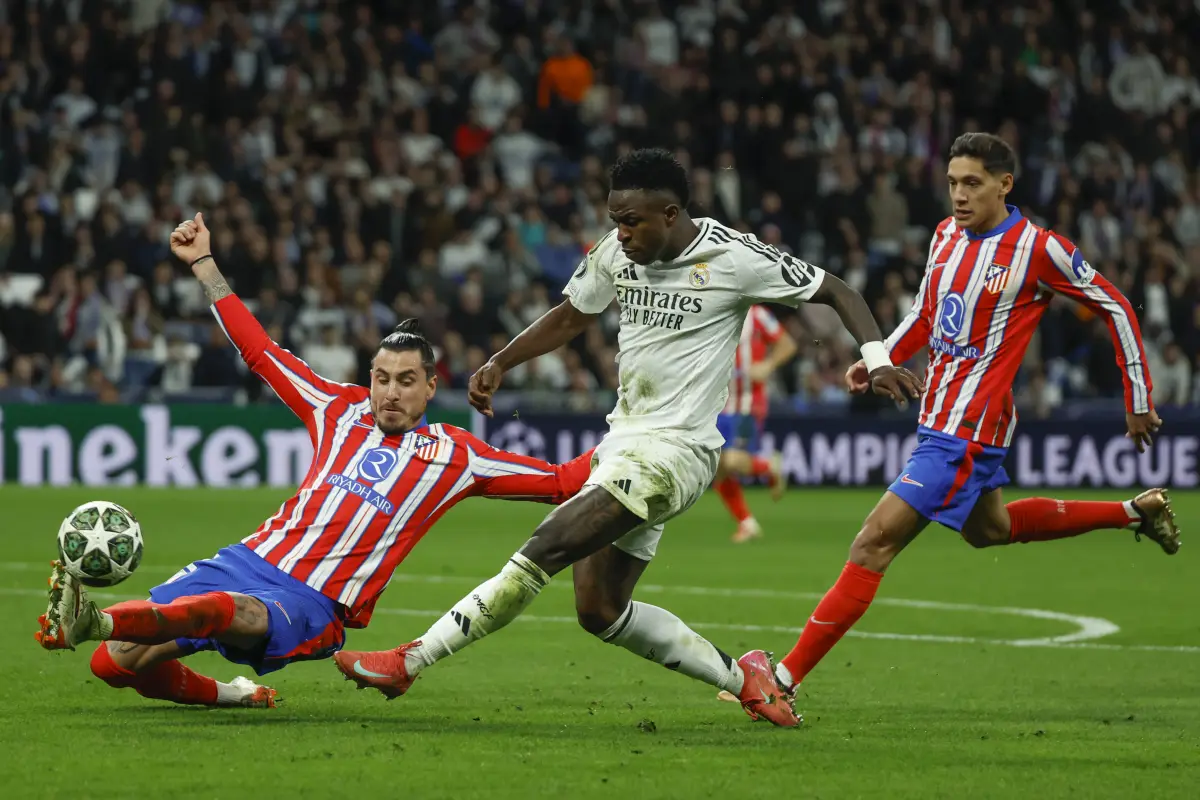 Vinícius va por su segundo gol en un derbi 